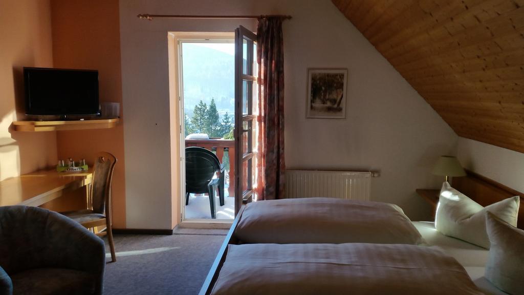 Hotel Zum Poppschen Gut Ольбернгау Екстер'єр фото